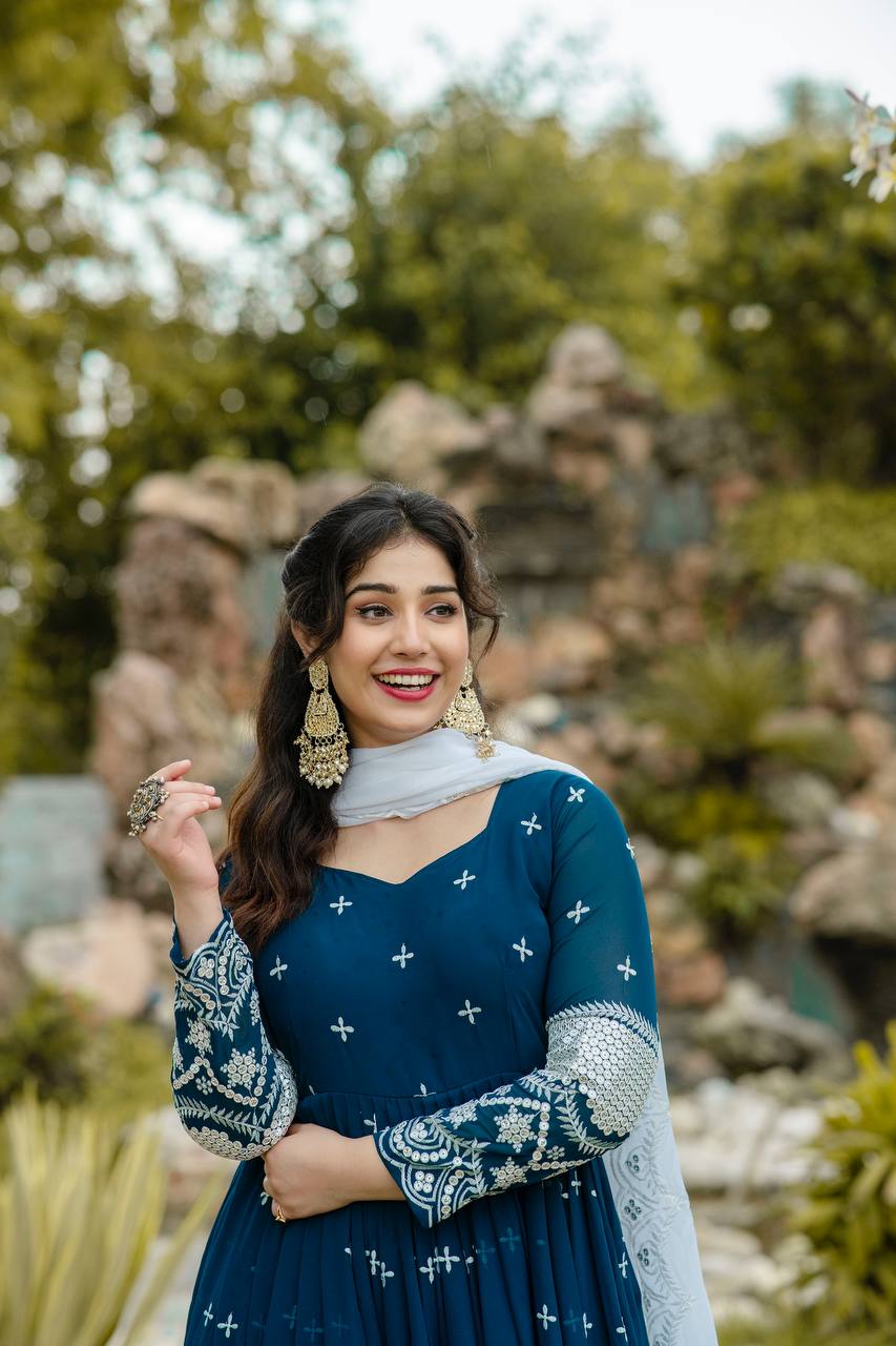 EMBROIDERY WORKED ANARKALI SUIT SET